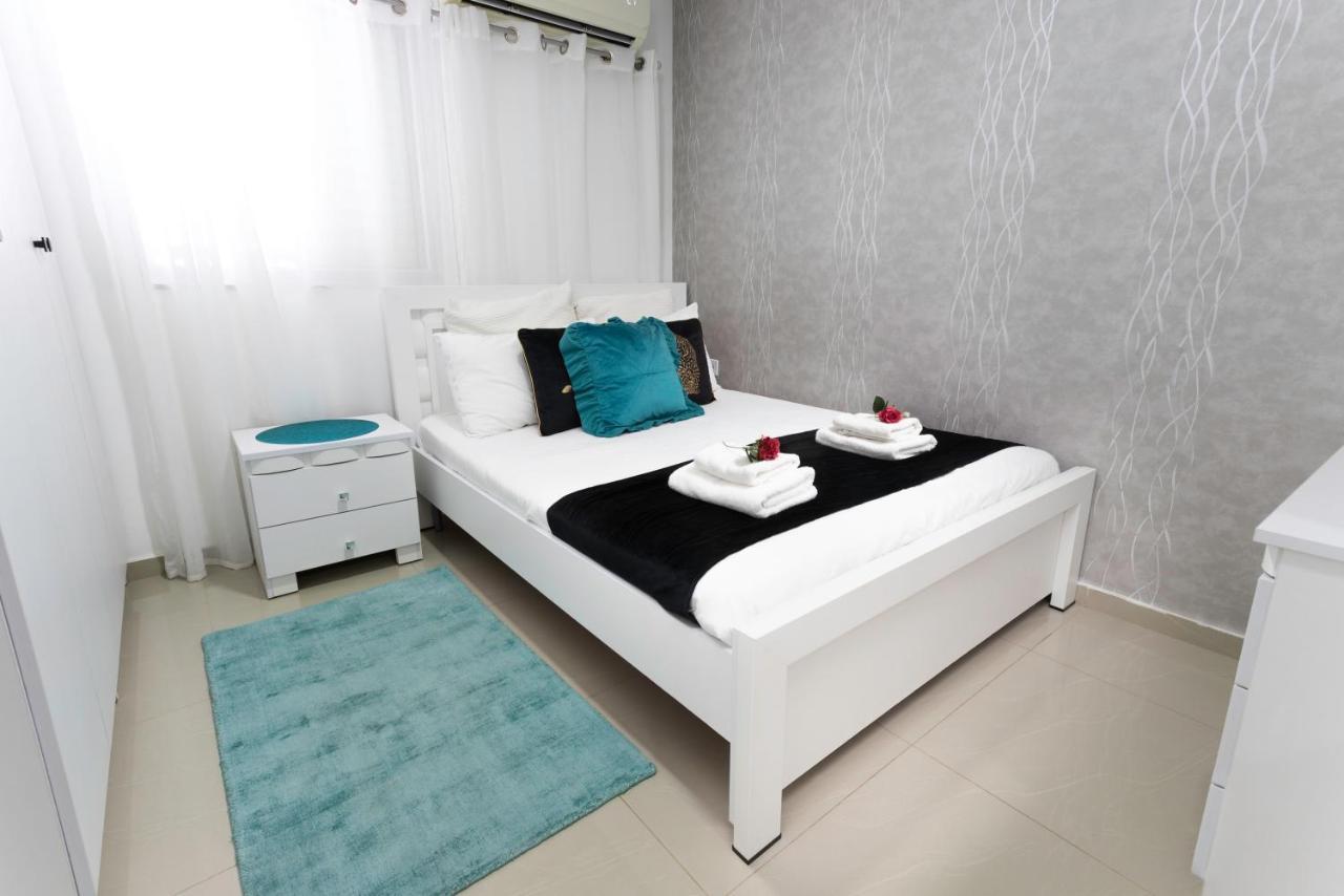 エイラートYalarent Seaview 3Br Apt - Families Onlyアパートメント エクステリア 写真